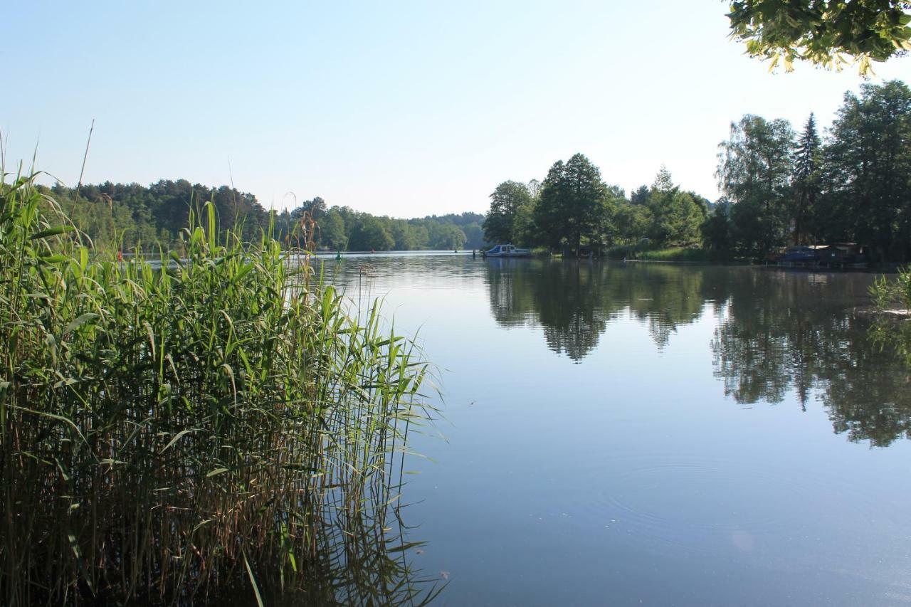 Ferienappartements Am See Schorfheide Exterior foto